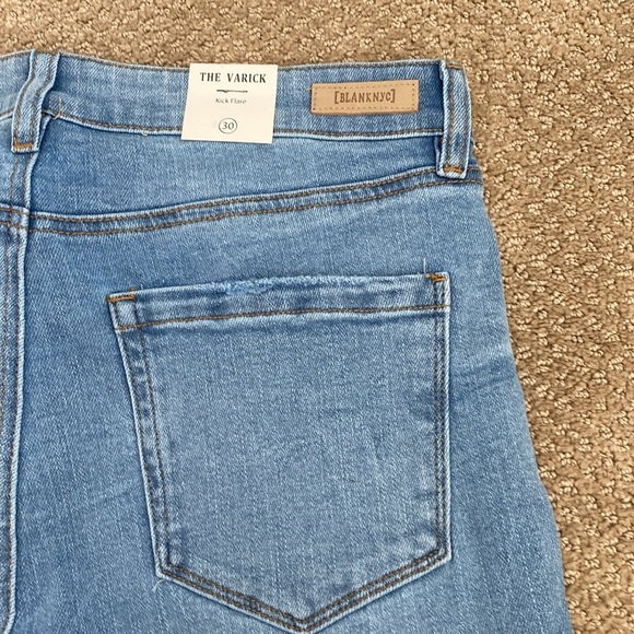 **NWT BLANKNYC Varick Kick Flare Denim Jeans - Size 30 - Picture 7 of 7